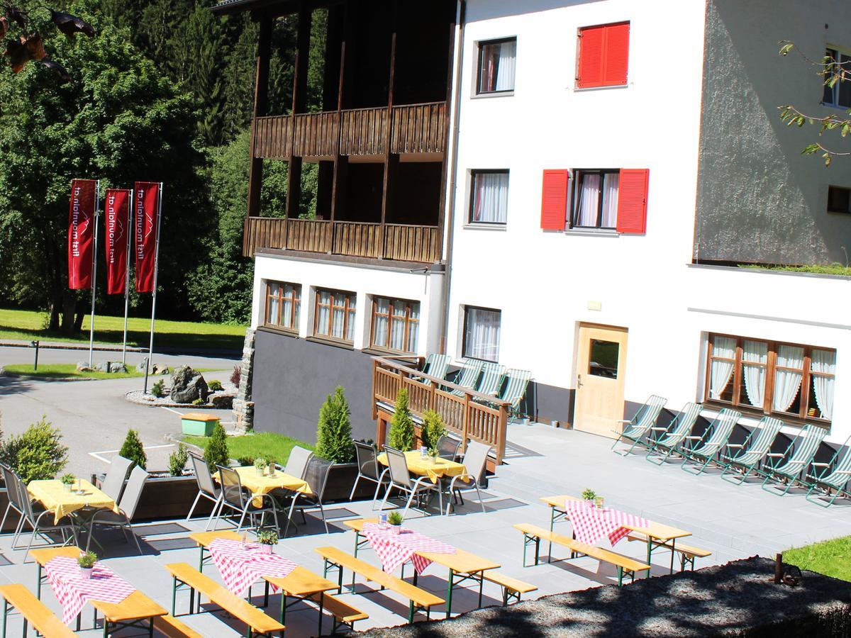 First Mountain Hotel Montafon Gaschurn Eksteriør billede